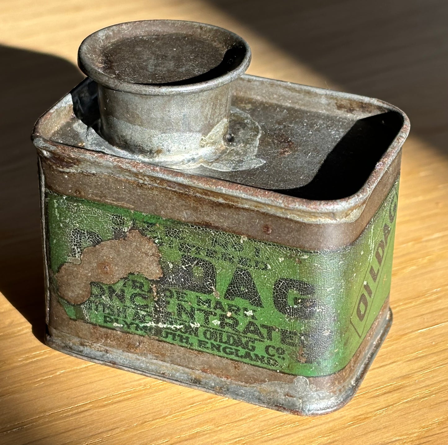 Vintage OILDAG Oil Can Tin - measures 57mm high x 63 mm long