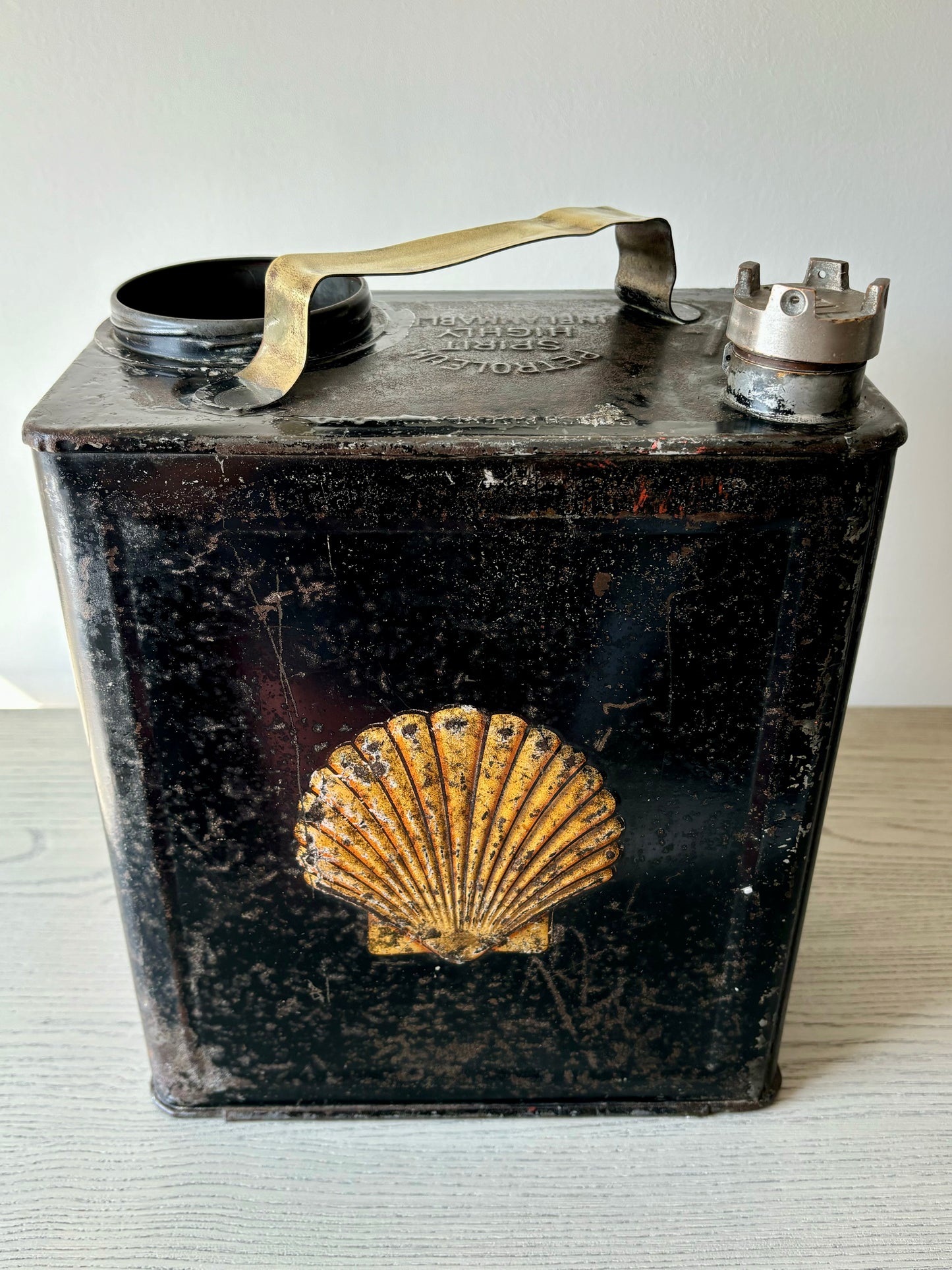 1932 SHELL DUO can