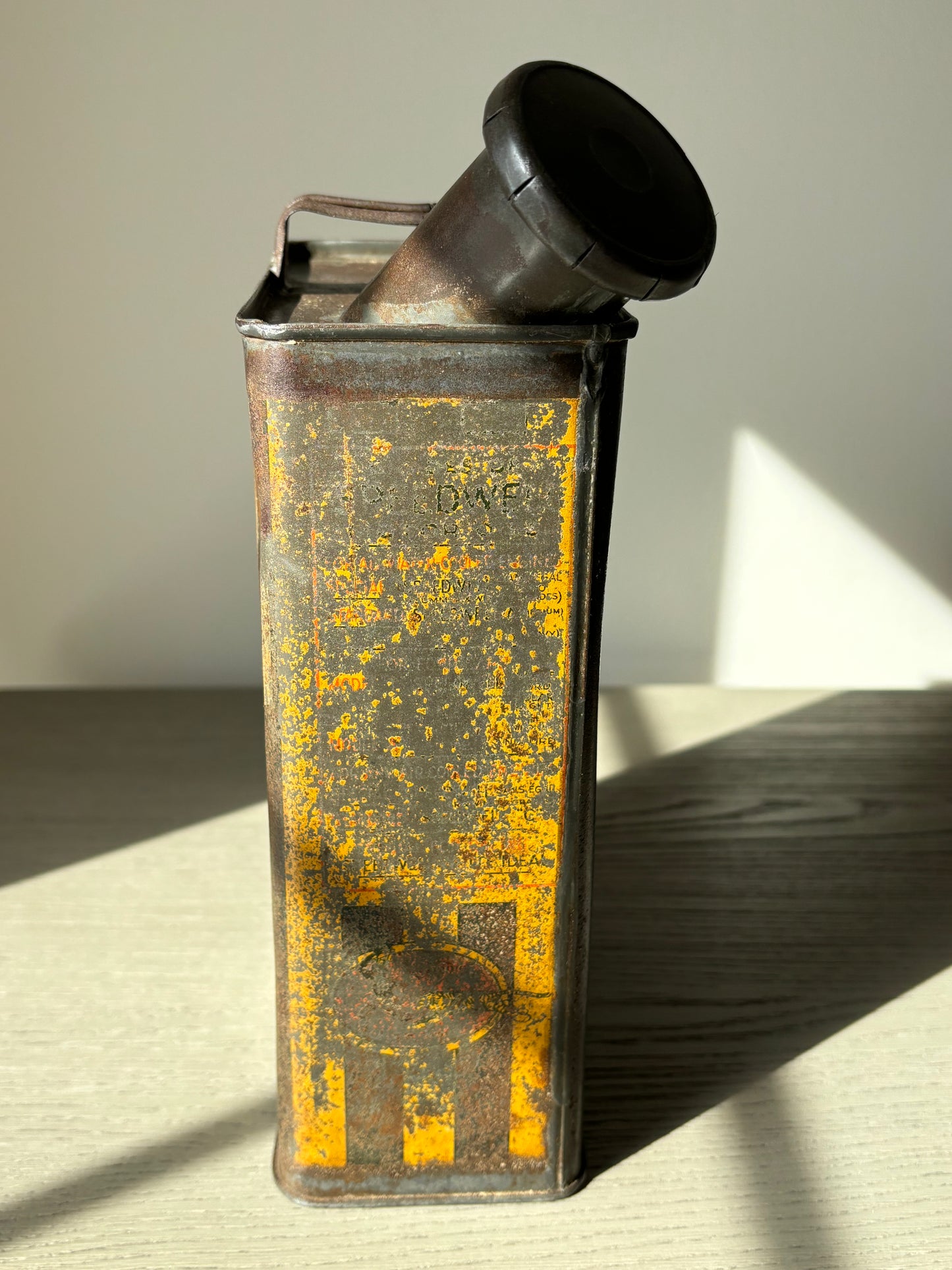 Speedwell oil can