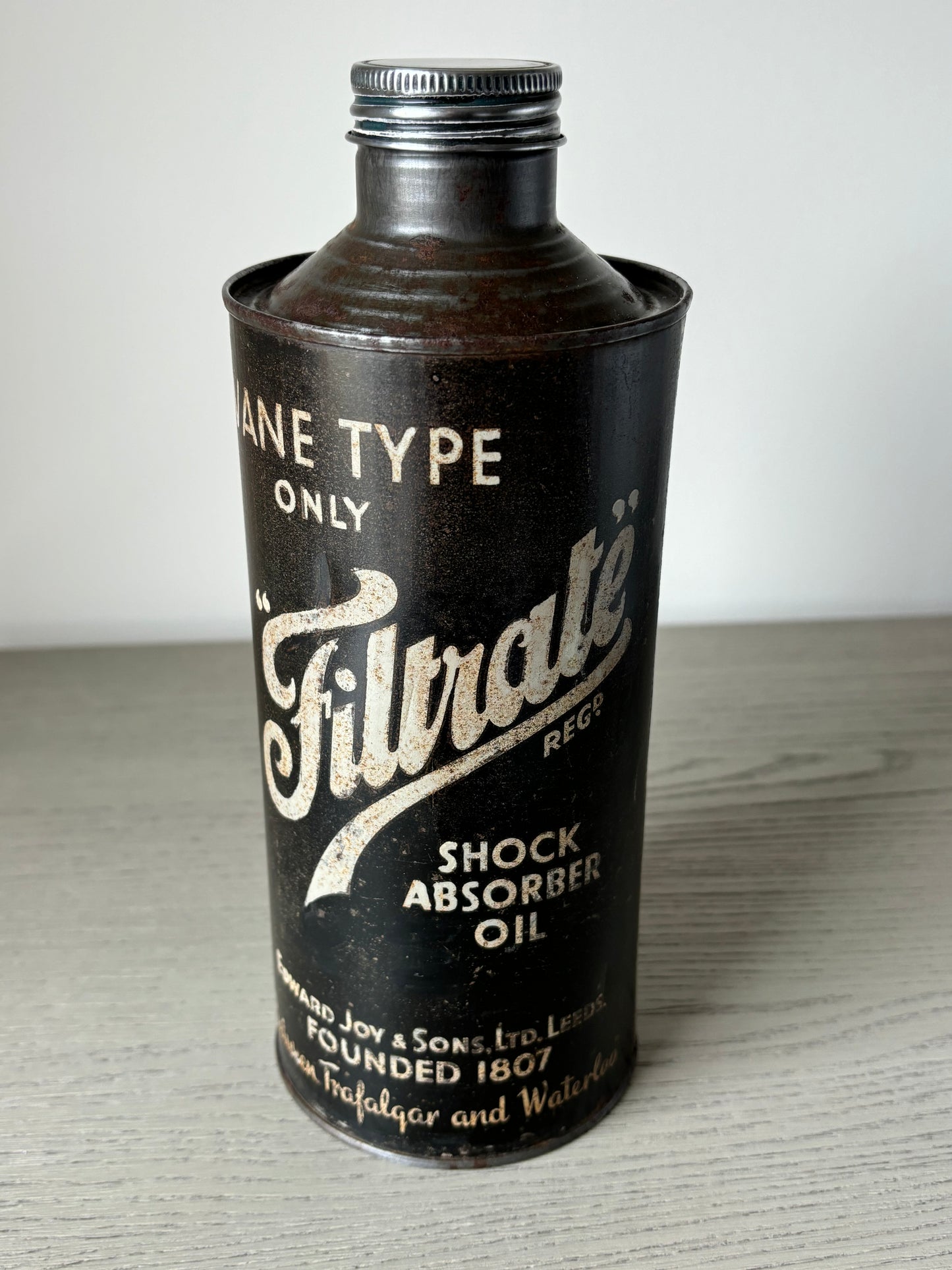 Filtrate Shock Absorber Oil Quart oil can