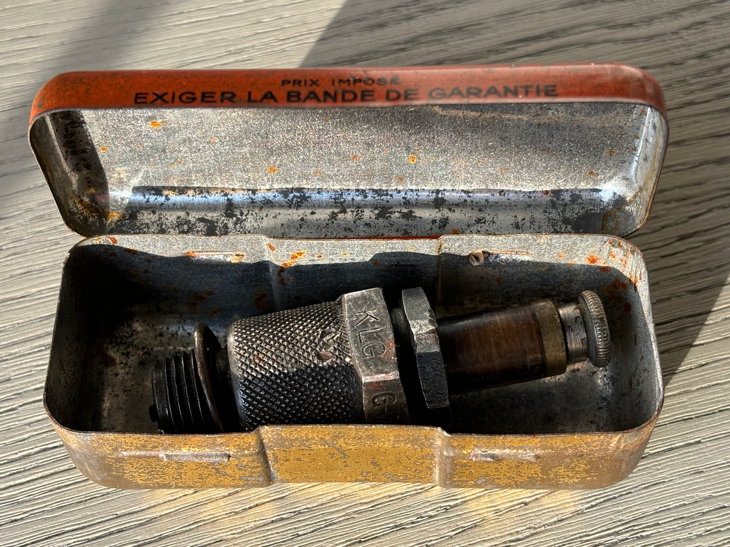 KLG GWR K1 Spark Plug in Original Tin