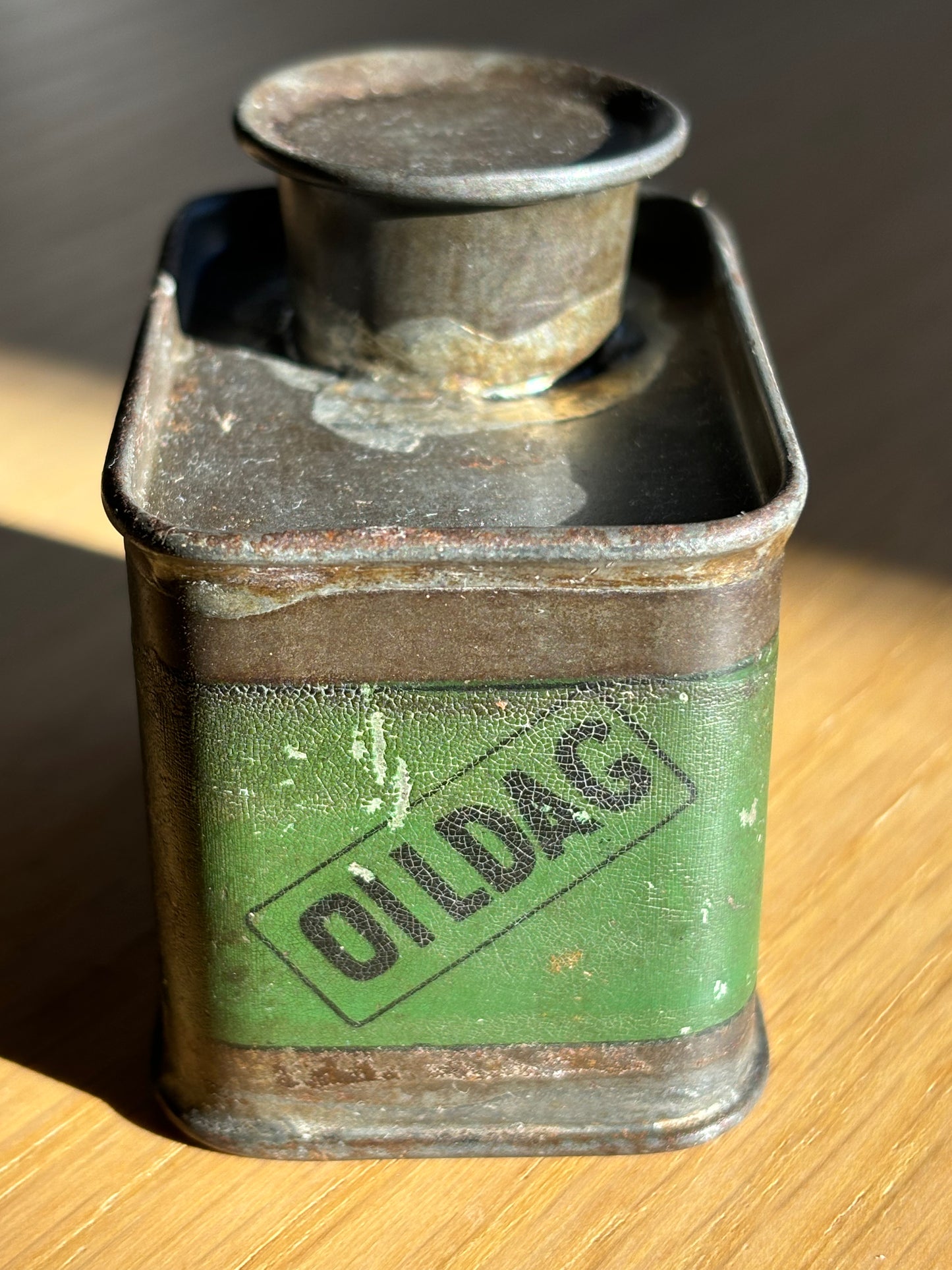 Vintage OILDAG Oil Can Tin - measures 57mm high x 63 mm long