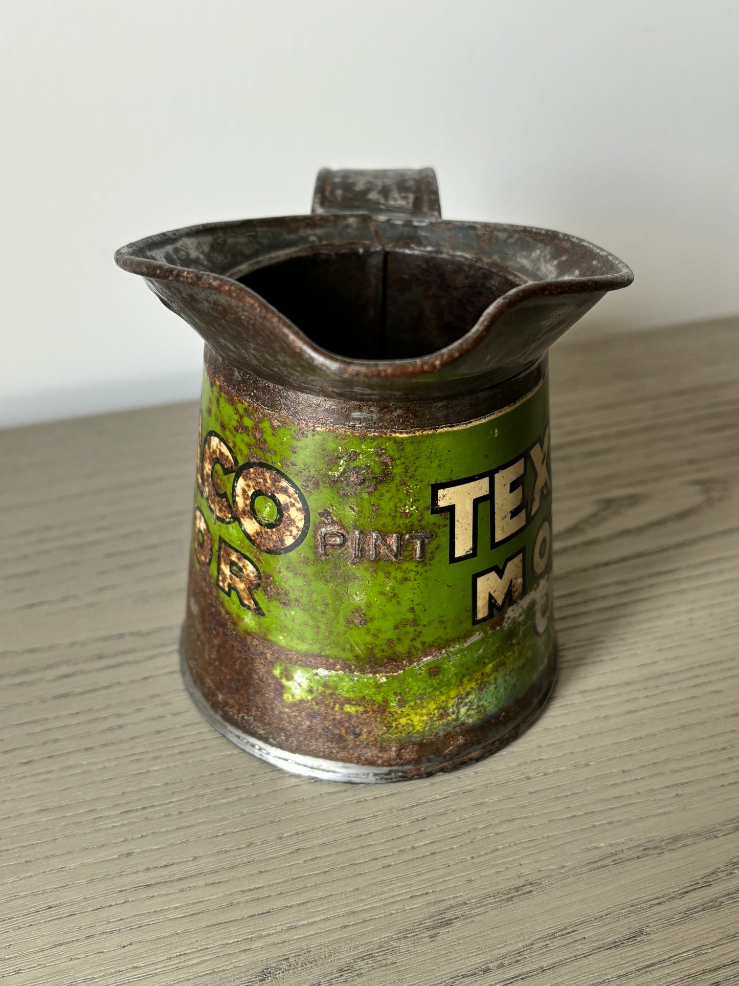 TEXACO Motor Oil pint pourer