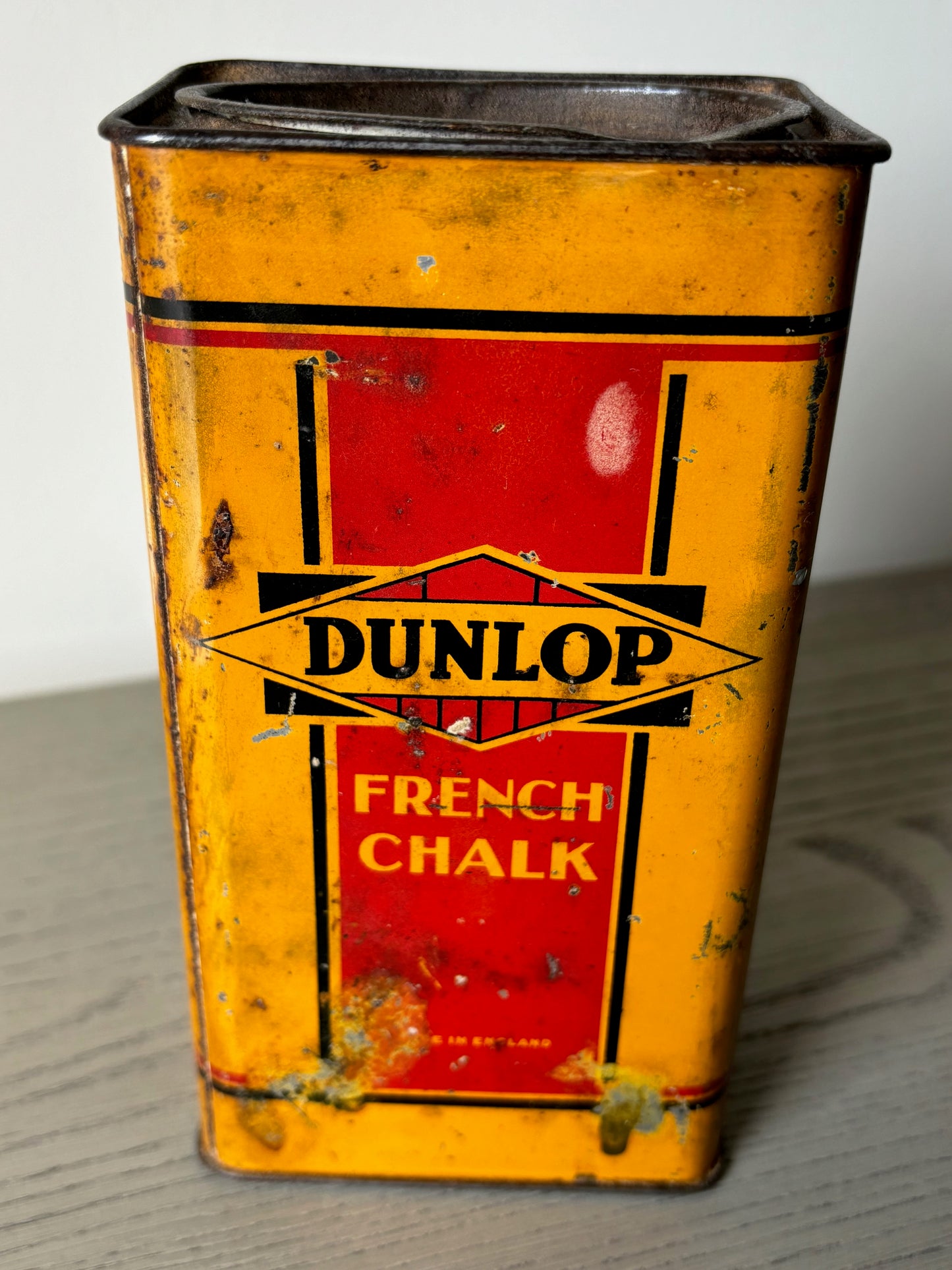 DUNLOP French Chalk tin