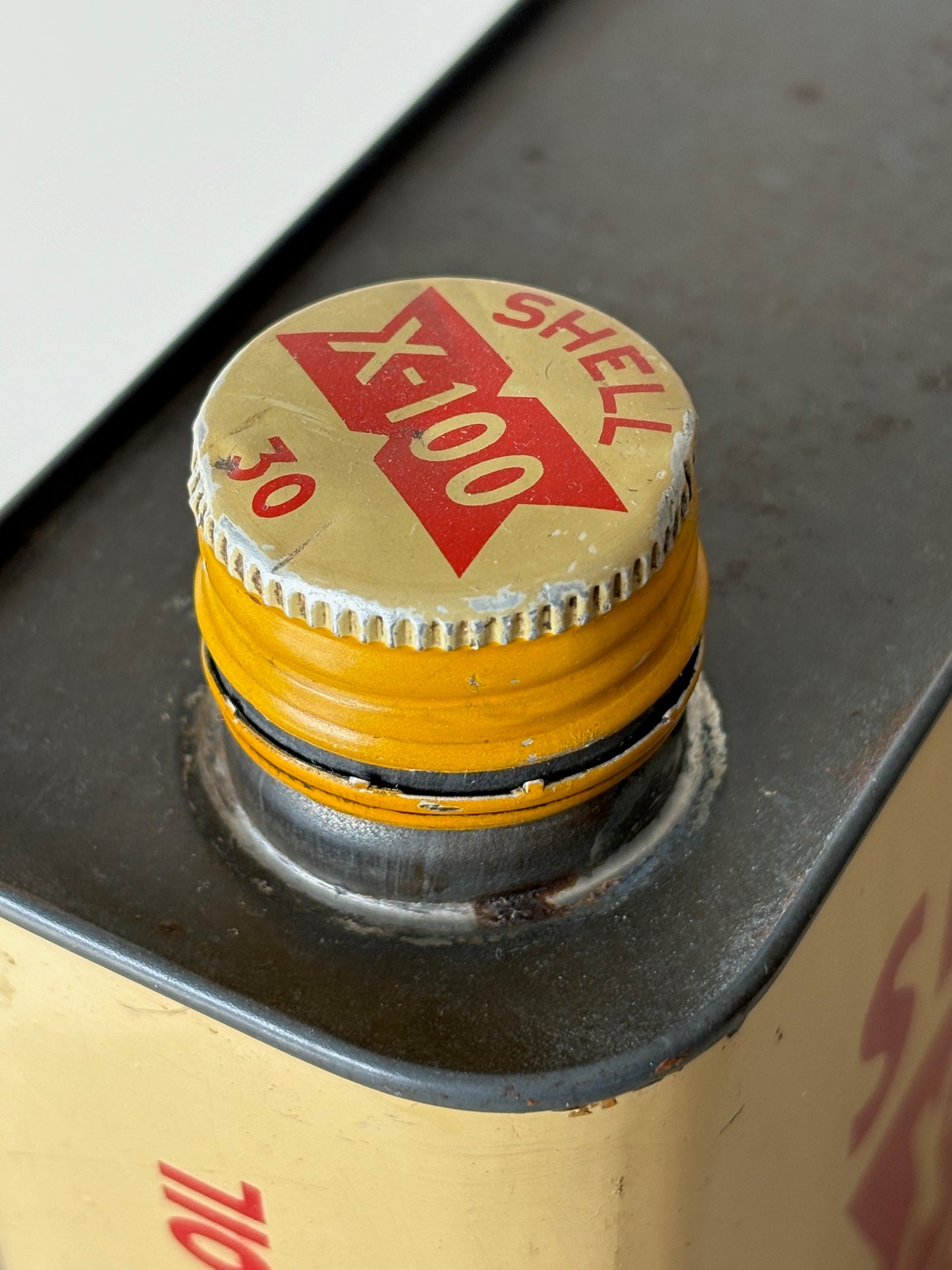 French SHELL X-100 Motor oil can