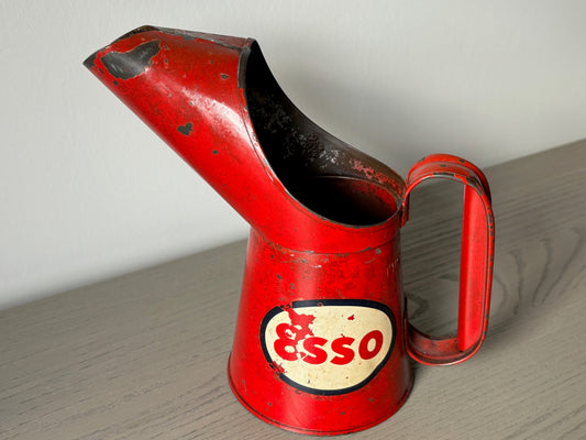 ESSO Oil pint pourer