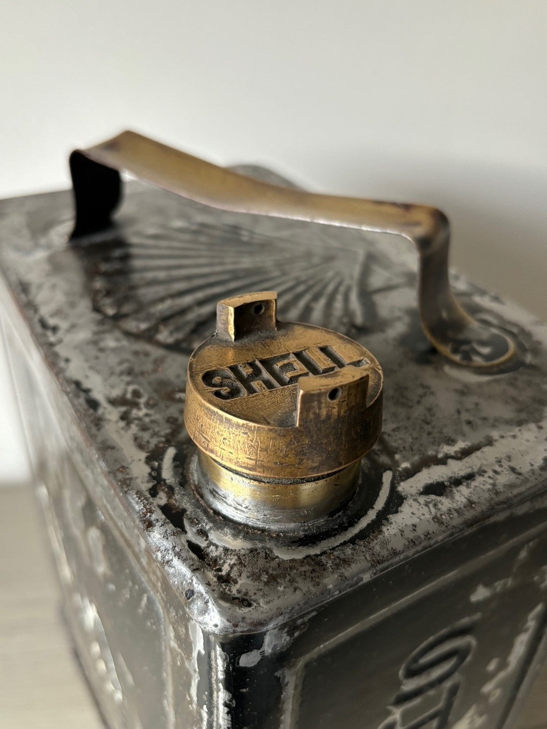 1930s SHELL Clam Petrol Can