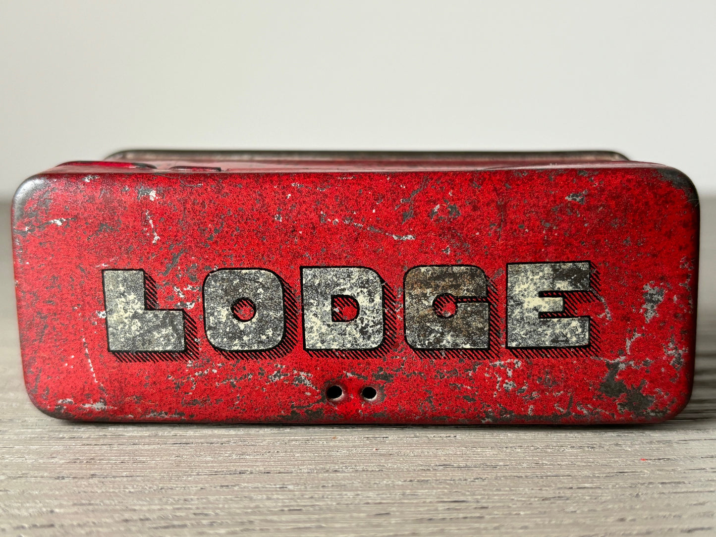 LODGE Spark Plug in tin