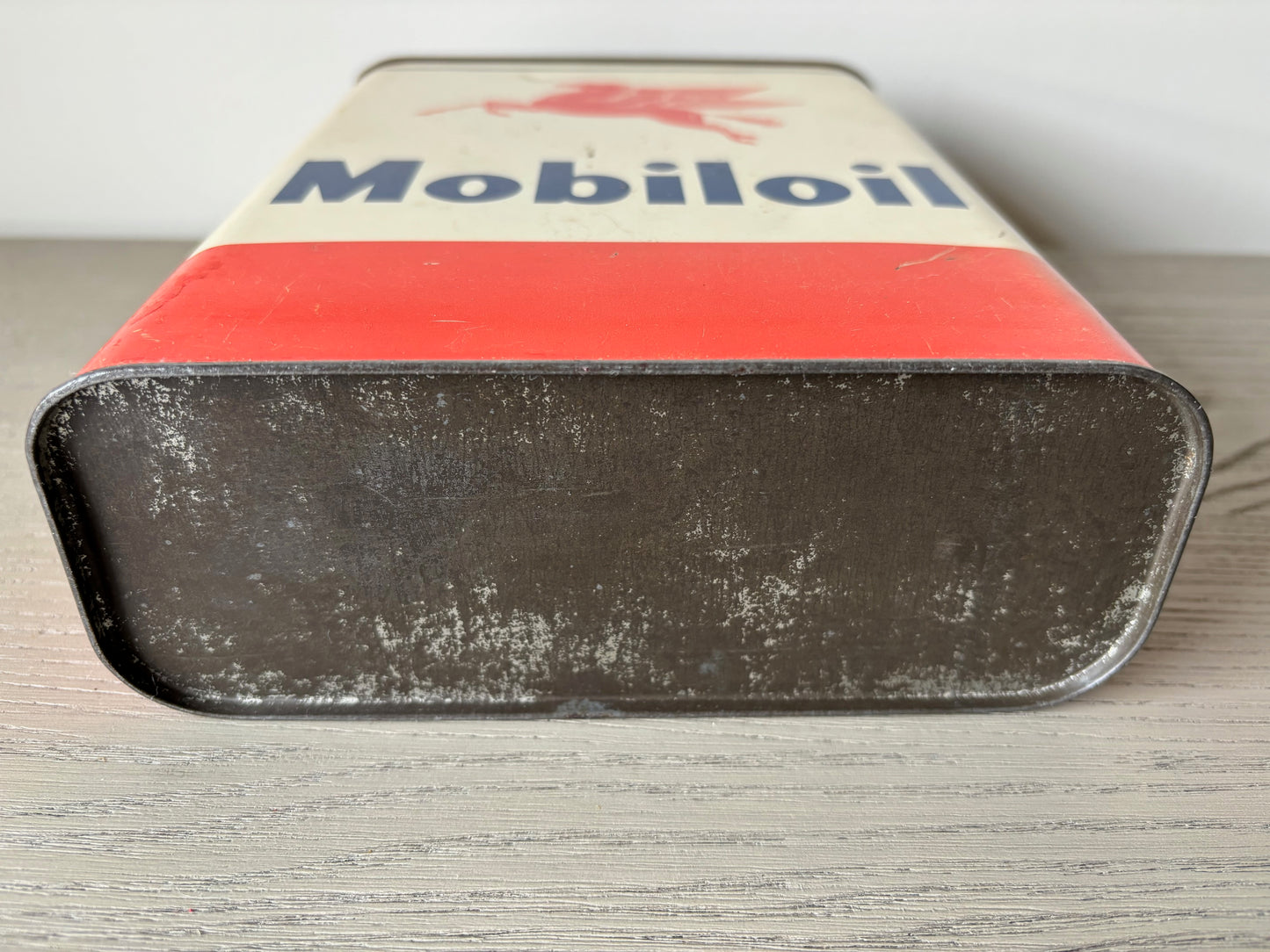 French Mobiloil Arctic oil can