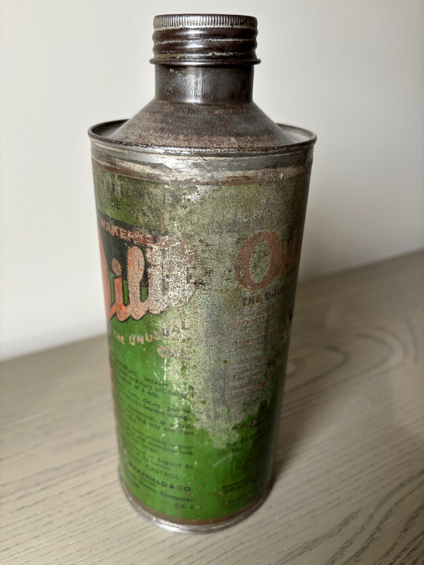 C.C.WAKEFIELD & CO. OILIT Quart oil can